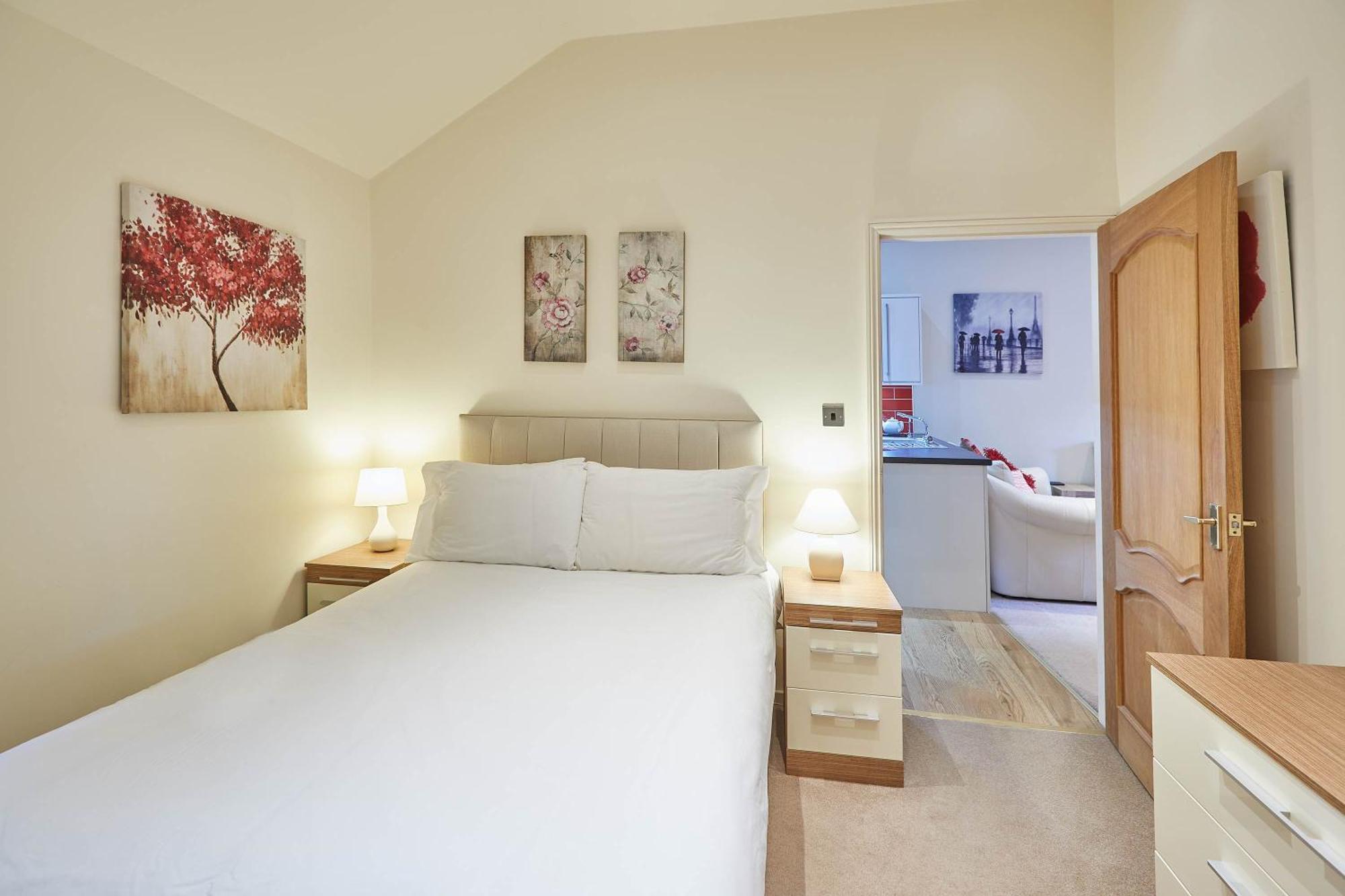 Host & Stay - Folkton Cottages Скарборо Номер фото