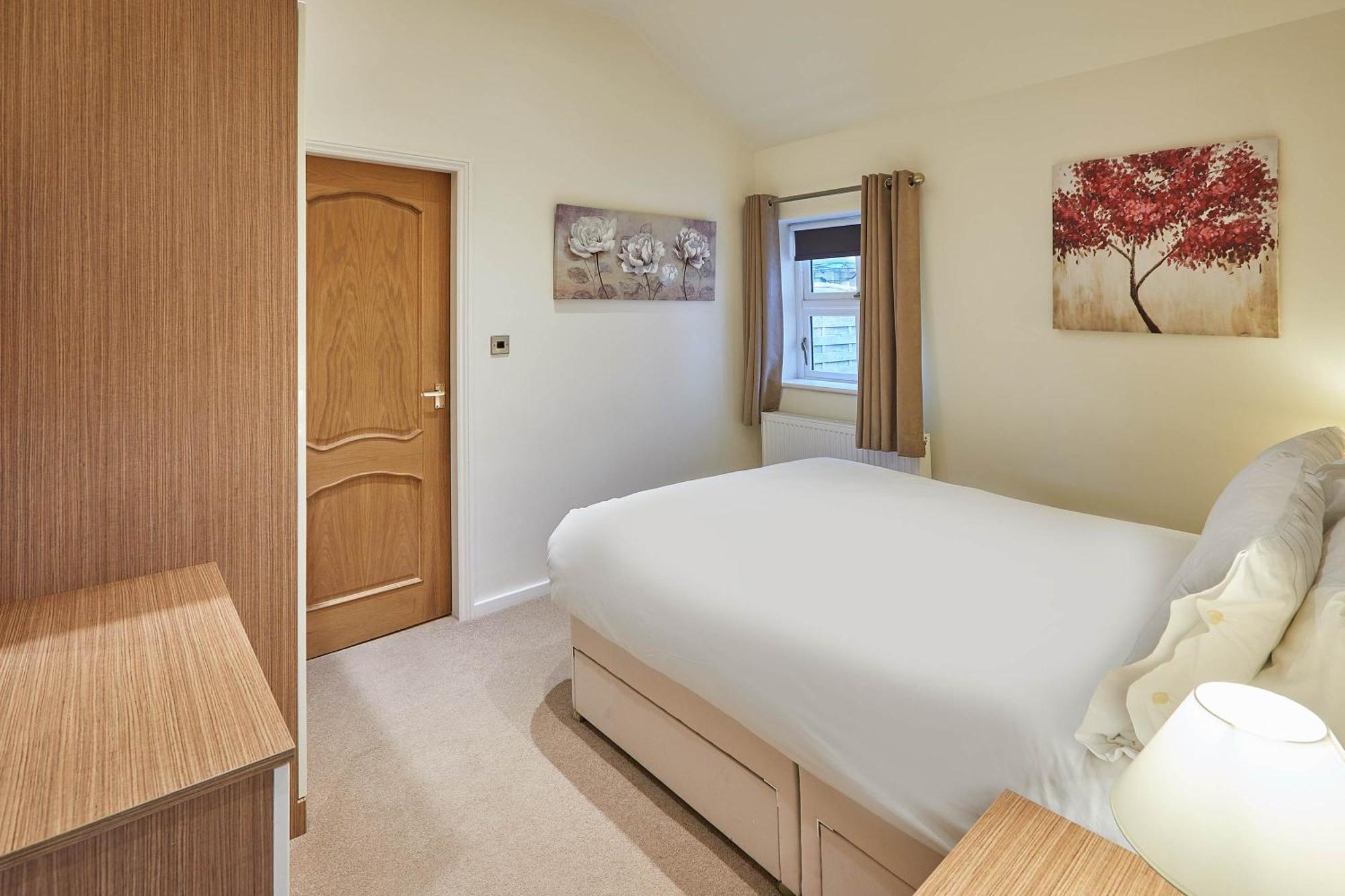 Host & Stay - Folkton Cottages Скарборо Номер фото